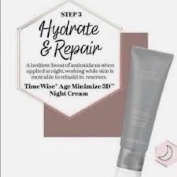 Night Cream, Normal/Dry Formula - Picture 2 of 3